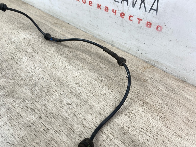 Датчик abs передний правый M35 M45 2004 Y50 VQ35DE Датчик abs передний правый M35 M45 2004 Y50 VQ35DE