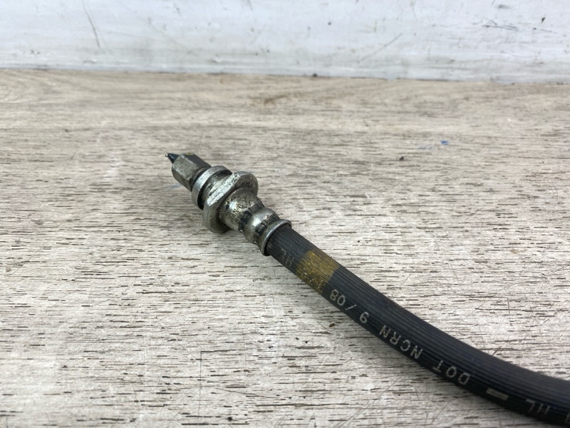 Тормозной шланг задний левый Infiniti M35 M45 G25 G37 Y50 V36 VQ35HR Тормозной шланг задний левый Infiniti M35 M45 G25 G37 Y50 V36 VQ35HR