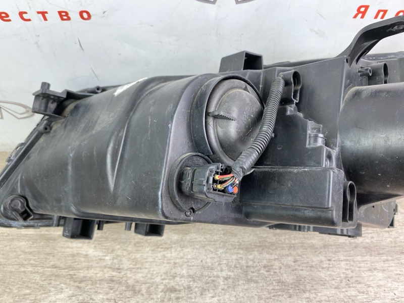 Фара ксенон передняя правая Kizashi 2009 RE91S J24B 2.4