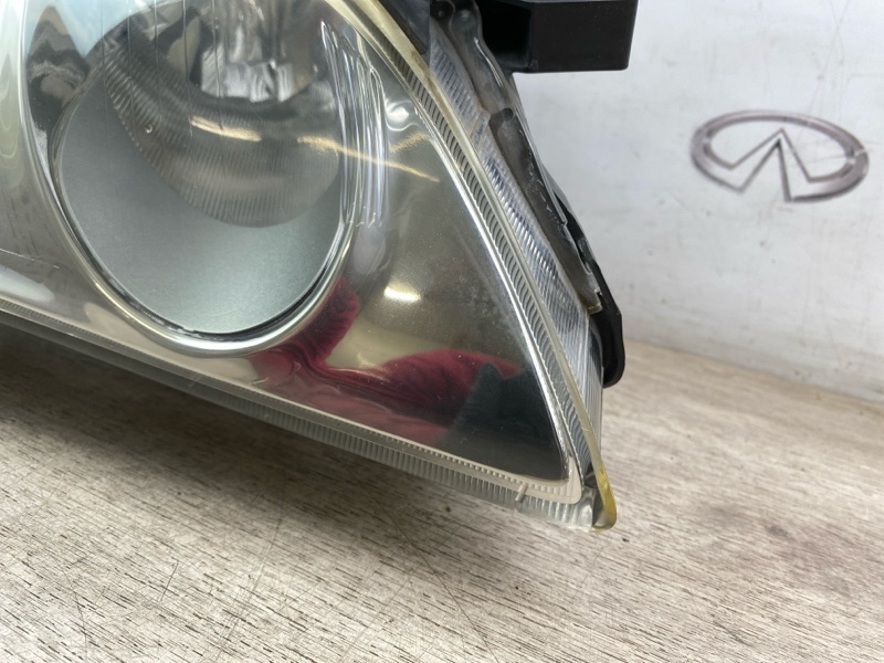 Фара ксенон передняя правая EX25 EX35 EX37 QX50 2009 J50 VQ37VHR