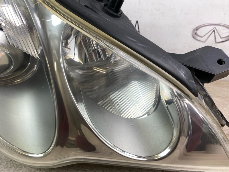 Фара ксенон передняя правая EX25 EX35 EX37 QX50 2009 J50 VQ37VHR