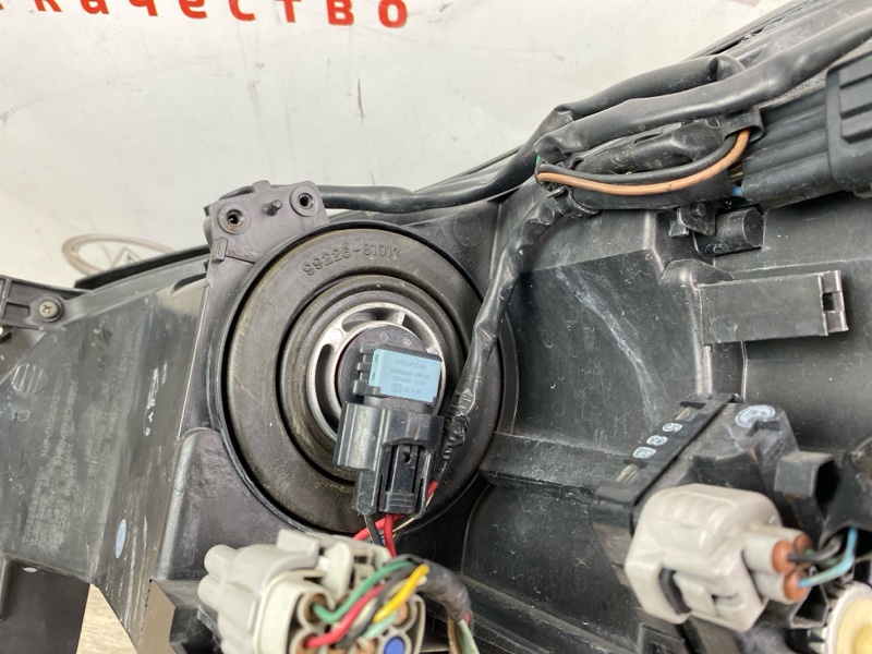 Фара ксенон передняя правая EX25 EX35 EX37 QX50 2009 J50 VQ37VHR