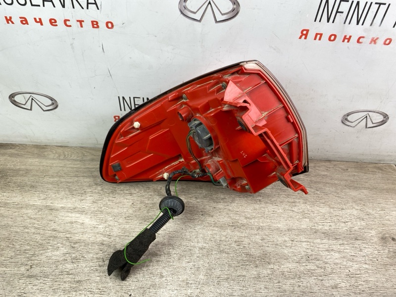 Фонарь дефект задний правый QX56 2012 Z62 VK56VD