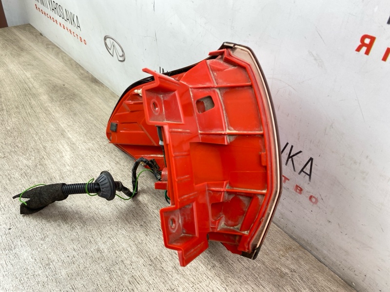 Фонарь дефект задний правый QX56 2012 Z62 VK56VD