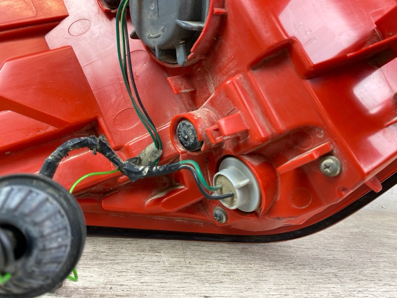 Фонарь дефект задний правый QX56 2012 Z62 VK56VD