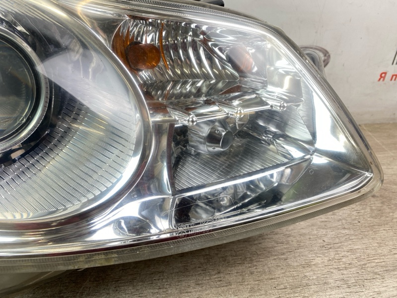 Фара ксенон передняя правая G35 G37 2008 V36 VQ25HR