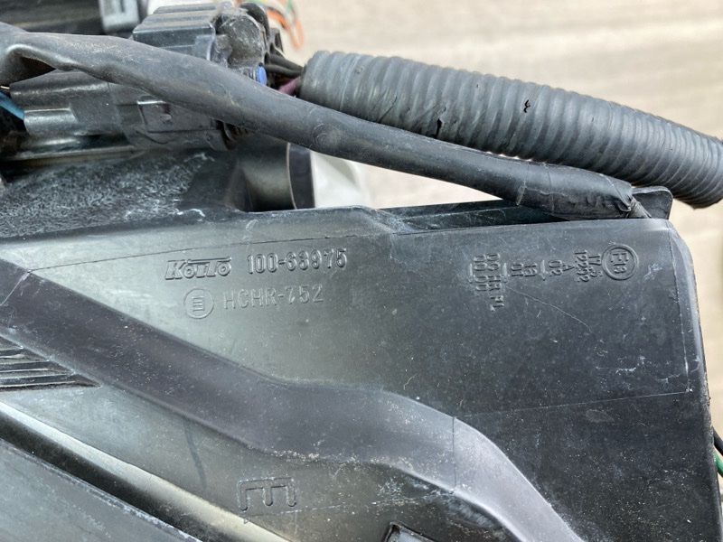 Фара ксенон передняя левая EX25 EX35 EX37 QX50 2009 J50 VQ37VHR