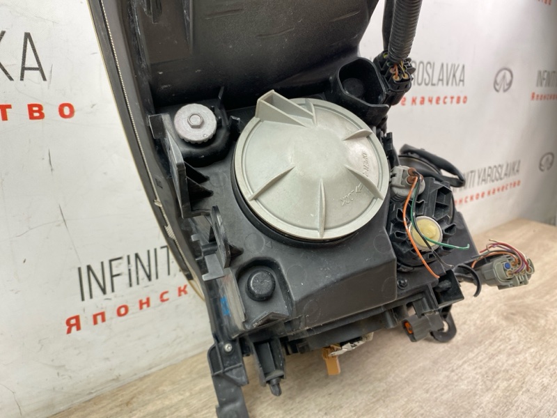Фара ксенон передняя левая EX25 EX35 EX37 QX50 2009 J50 VQ37VHR