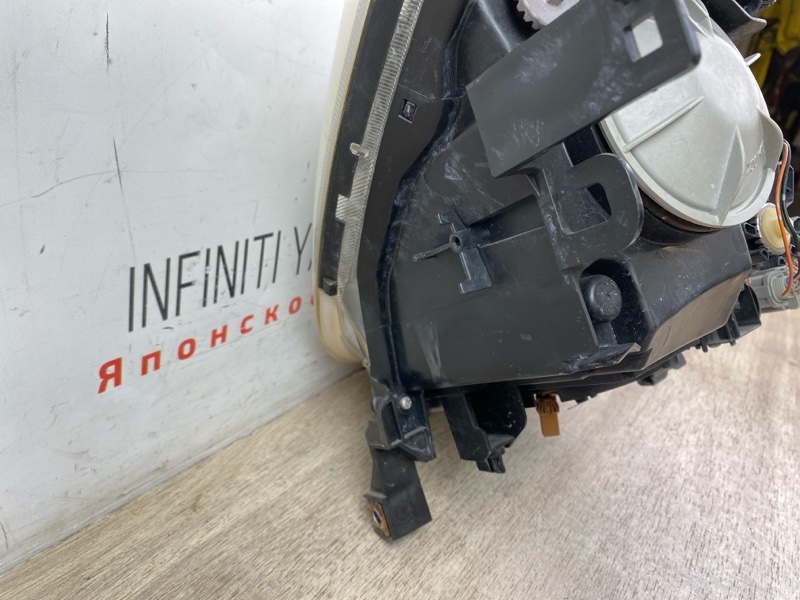 Фара ксенон передняя левая EX25 EX35 EX37 QX50 2009 J50 VQ37VHR