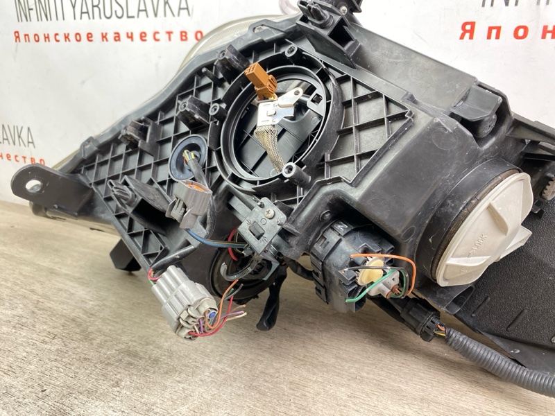 Фара ксенон передняя левая EX25 EX35 EX37 QX50 2009 J50 VQ37VHR
