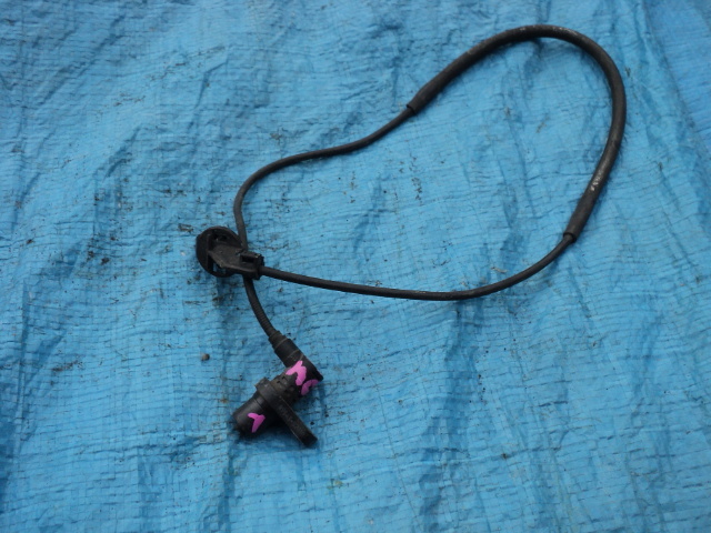 Датчик ABS передний левый TOYOTA FUNCARGO NCP20 89543-52010 контрактная