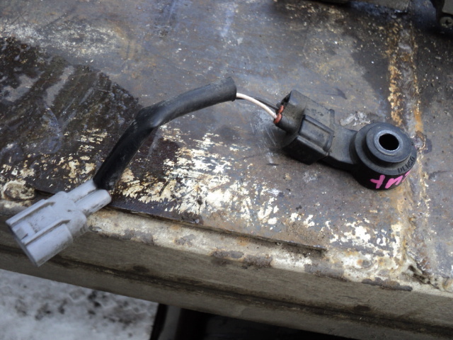 Запчасть датчик детонации TOYOTA 1NZ контрактная Датчик детонации TOYOTA 1NZ контрактная