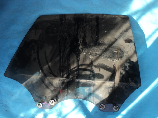 Стекло двери заднее правое SUBARU LEGACY BE5 контрактная