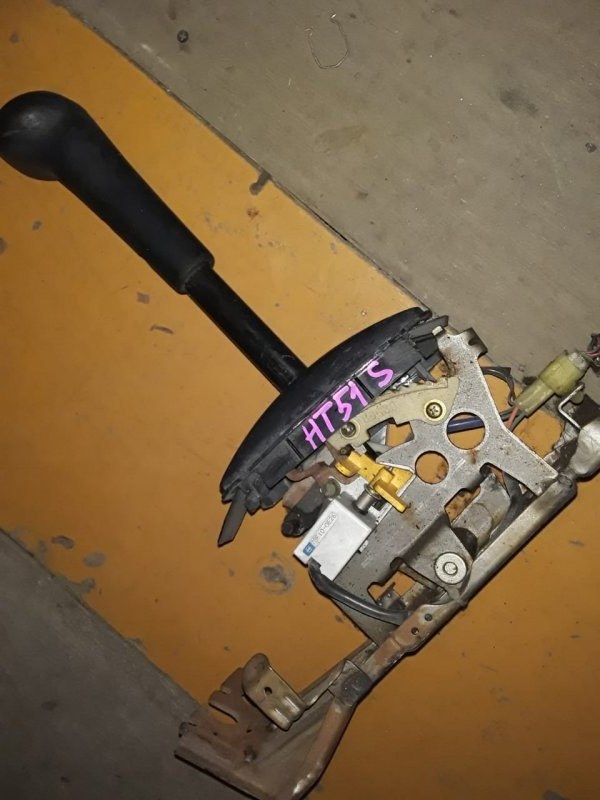 Рычаг переключения кпп SWIFT HT51S