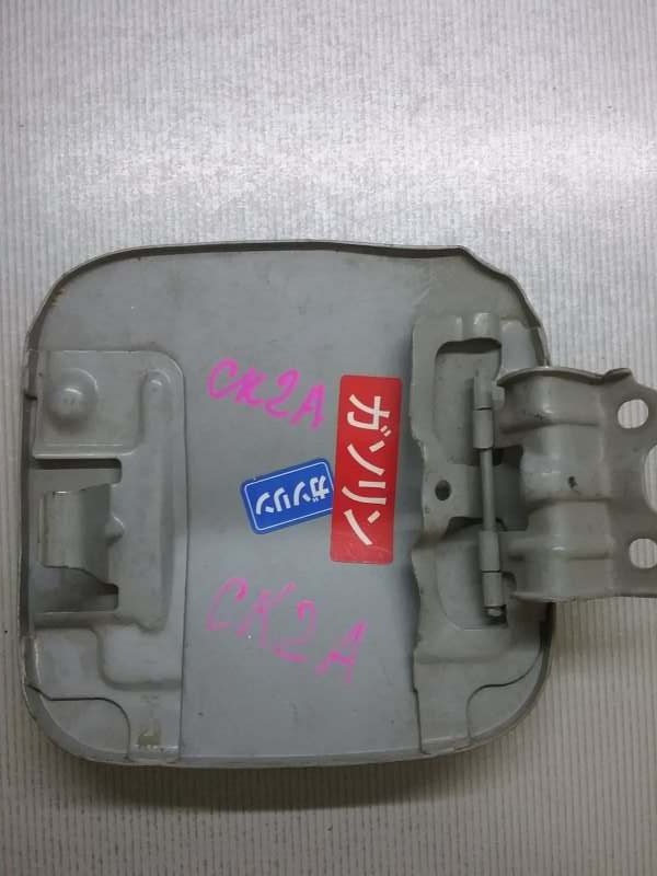 Лючок бензобака LANCER CK2A