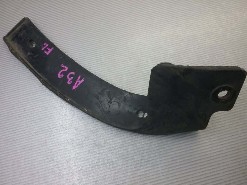 Брызговик передний левый NISSAN CEFIRO A32 63839-51U00 контрактная