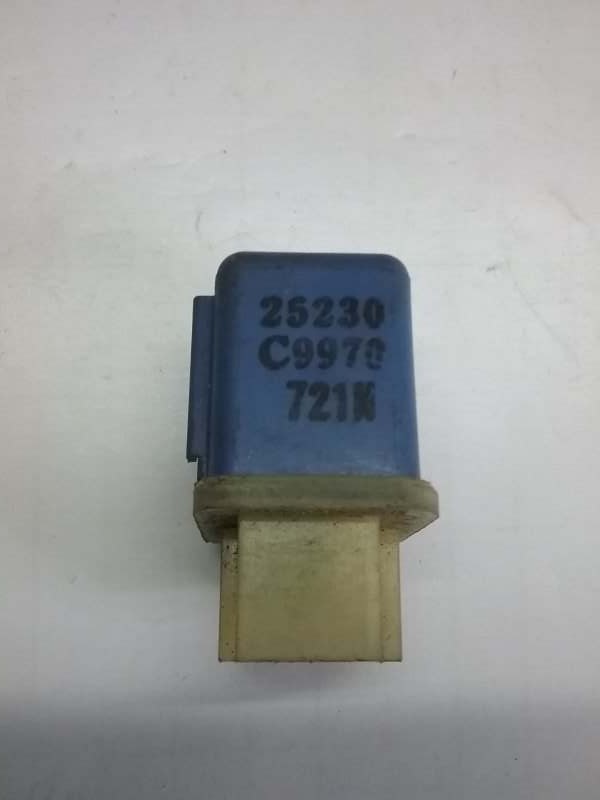 Реле NISSAN CUBE BZ11 25230 C9970 контрактная
