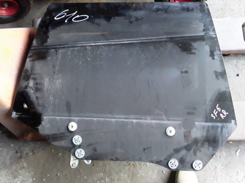 Запчасть стекло двери заднее правое SUBARU FORESTER SF5 контрактная Стекло двери заднее правое SUBARU FORESTER SF5 контрактная