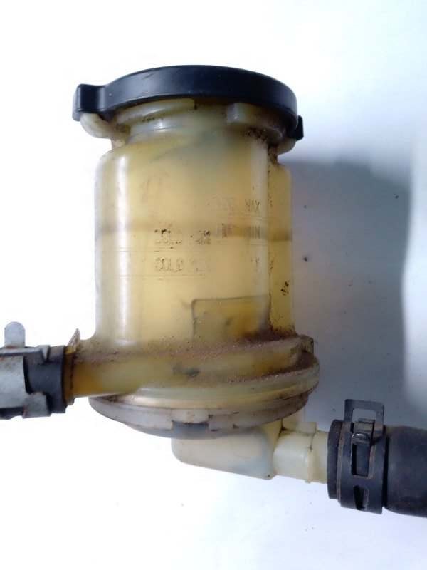 Бачок гидроусилителя COROLLA FIELDER NZE121 1NZ-FE Бачок гидроусилителя COROLLA FIELDER NZE121 1NZ-FE