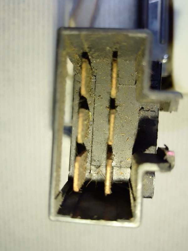 Кнопка в салон NISSAN BLUEBIRD SYLPHY QG10