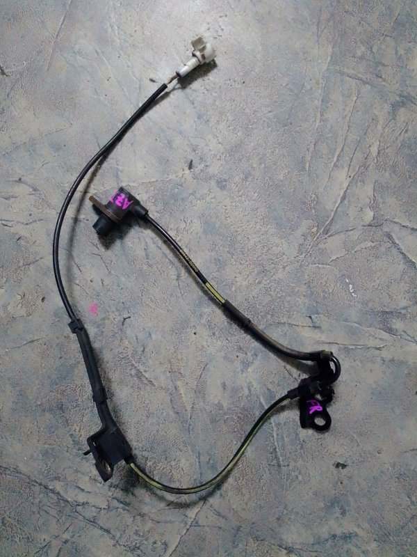 Датчик ABS передний правый TOYOTA AVENSIS AZT250 1AZ-FSE 89542-02040 контрактная