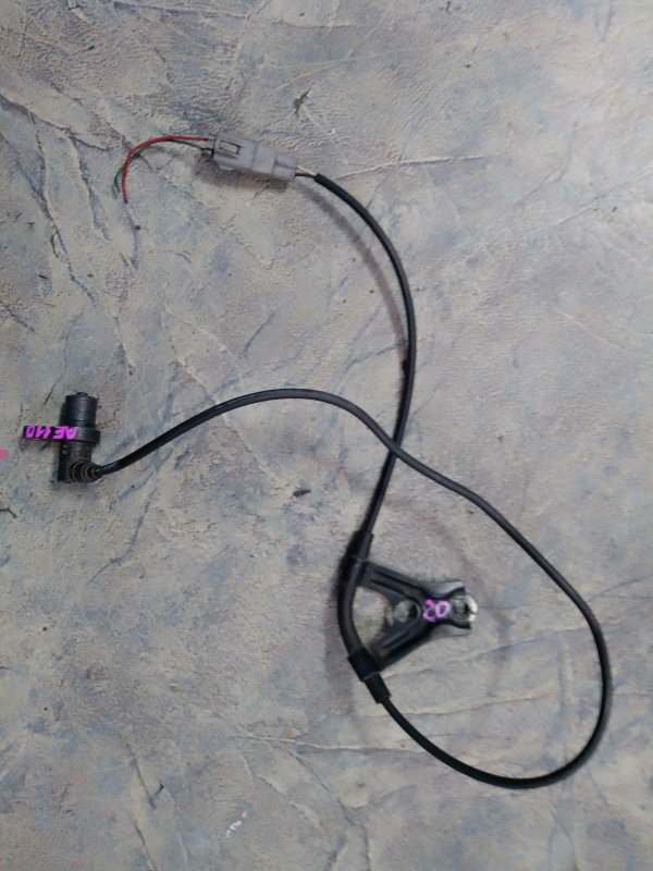 Датчик ABS передний левый TOYOTA SPRINTER AE110 89543-12040 контрактная