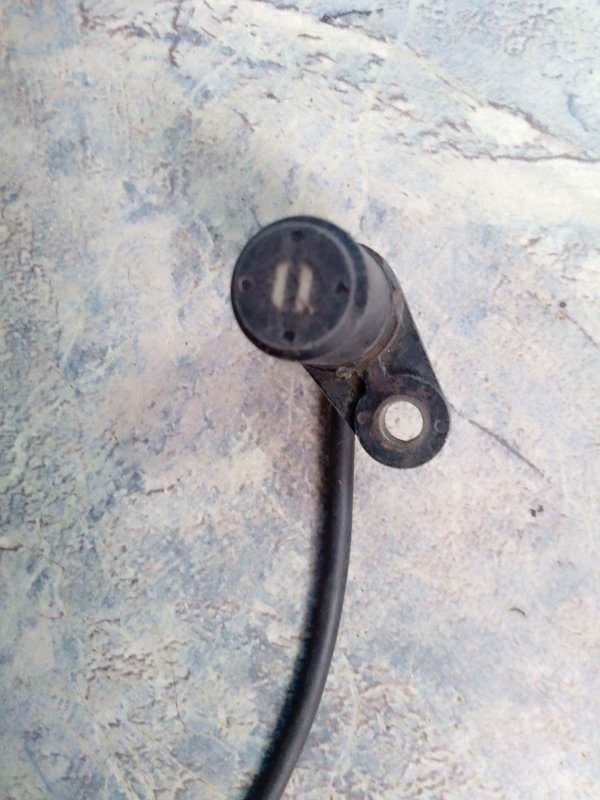 Датчик ABS задний левый COROLLA SPACIO AE111 4A-FE