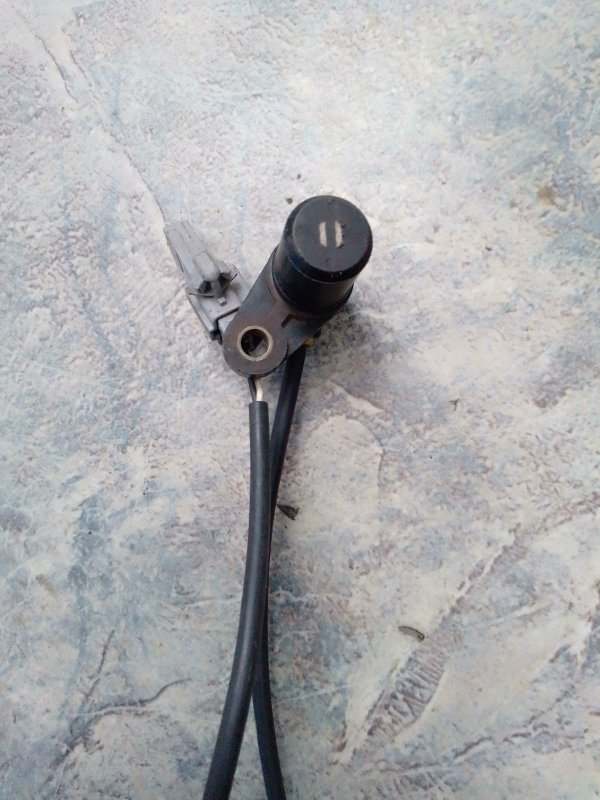 Датчик ABS задний правый TOYOTA COROLLA AE110 Датчик ABS задний правый TOYOTA COROLLA AE110