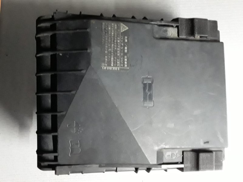 Блок предохранителей AUDI A3 8P1 1KO937125A контрактная