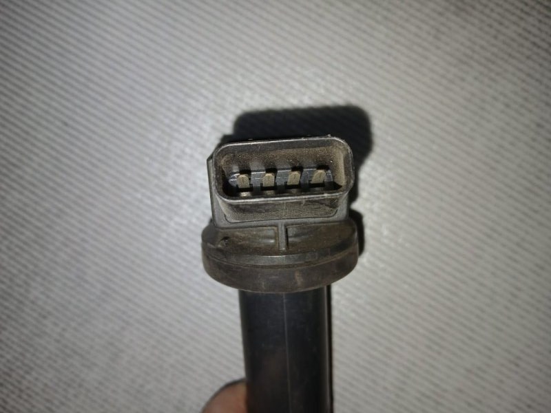 Катушка зажигания AVENSIS AZT250 1AZ-FSE Катушка зажигания AVENSIS AZT250 1AZ-FSE