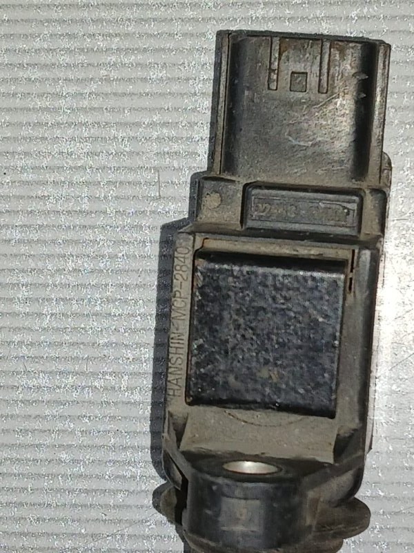 Катушка зажигания задняя CEFIRO A33 VQ20DE Катушка зажигания задняя CEFIRO A33 VQ20DE