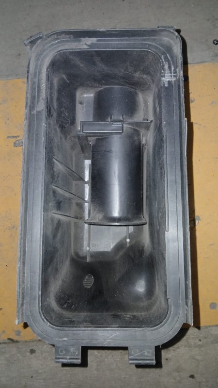 Корпус воздушного фильтра FUNCARGO NCP21 1NZ-FE