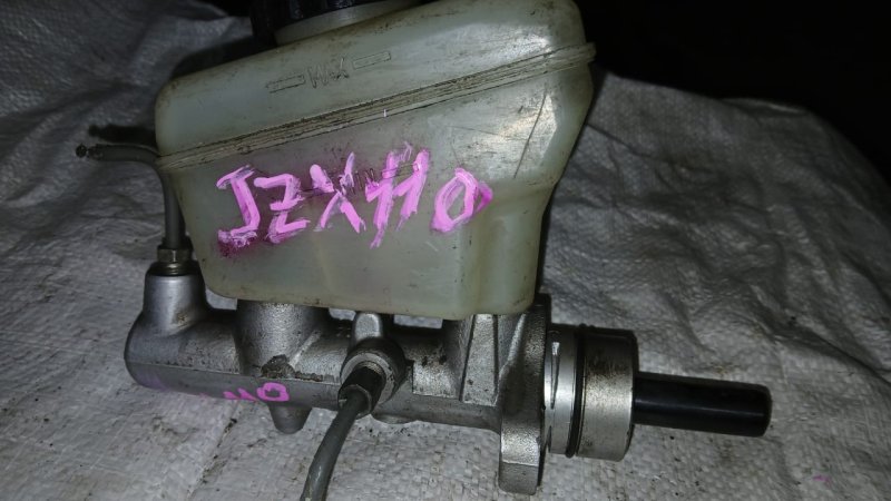 Главный тормозной цилиндр TOYOTA MARK II JZX110