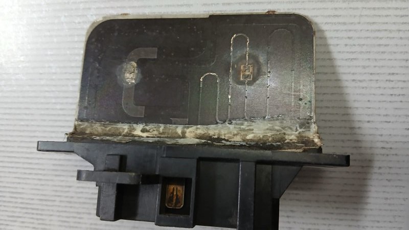 Реостат печки NISSAN BLUEBIRD U14