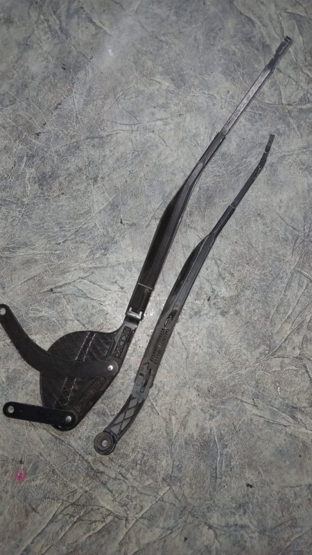 Поводок стеклоочистителя передний TOYOTA HARRIER MCU15 Поводок стеклоочистителя передний TOYOTA HARRIER MCU15