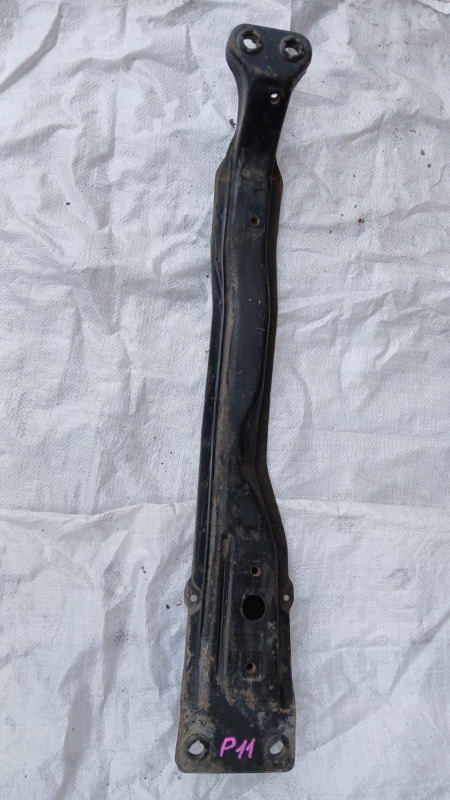 Балка продольная передняя NISSAN PRIMERA QP11 11240-2J200 контрактная