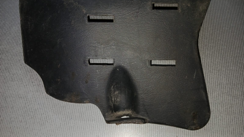 Обшивка стойки кузова передняя левая CARINA AT190 Обшивка стойки кузова передняя левая CARINA AT190