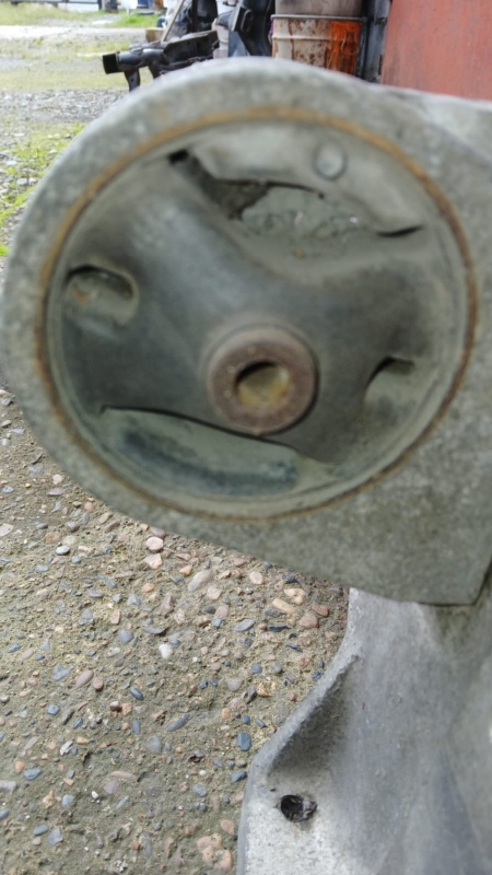 Балка подвески передняя LEGNUM EC1W 4G93