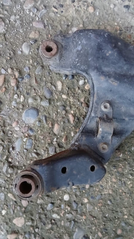 Балка подвески передняя CEFIRO A33 VQ20DE