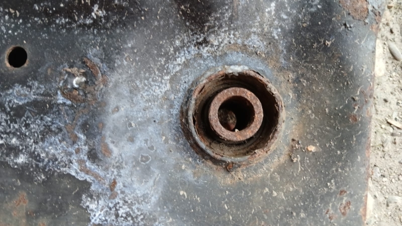 Балка подвески передняя MARCH 2003 AK12 CR12 Балка подвески передняя MARCH 2003 AK12 CR12