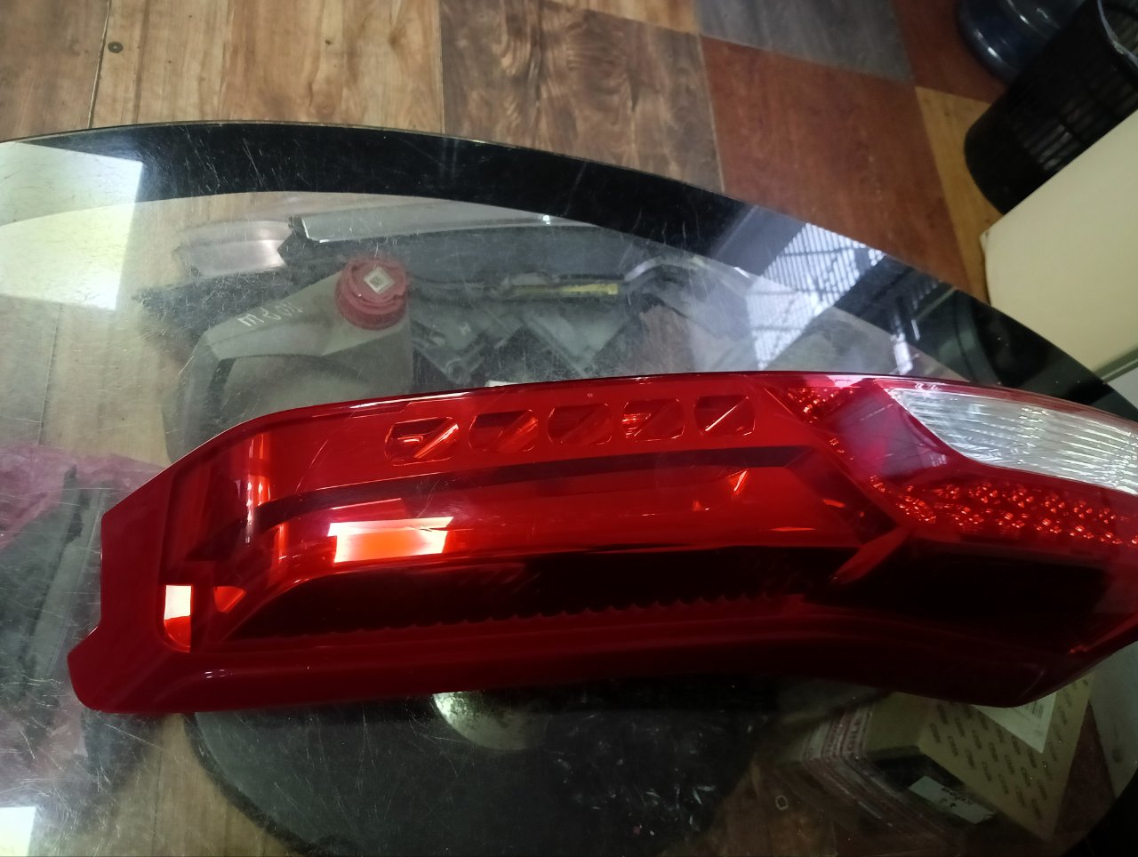 Фонарь задний левый Nissan X-Trail T31 Фонарь задний левый Nissan X-Trail T31