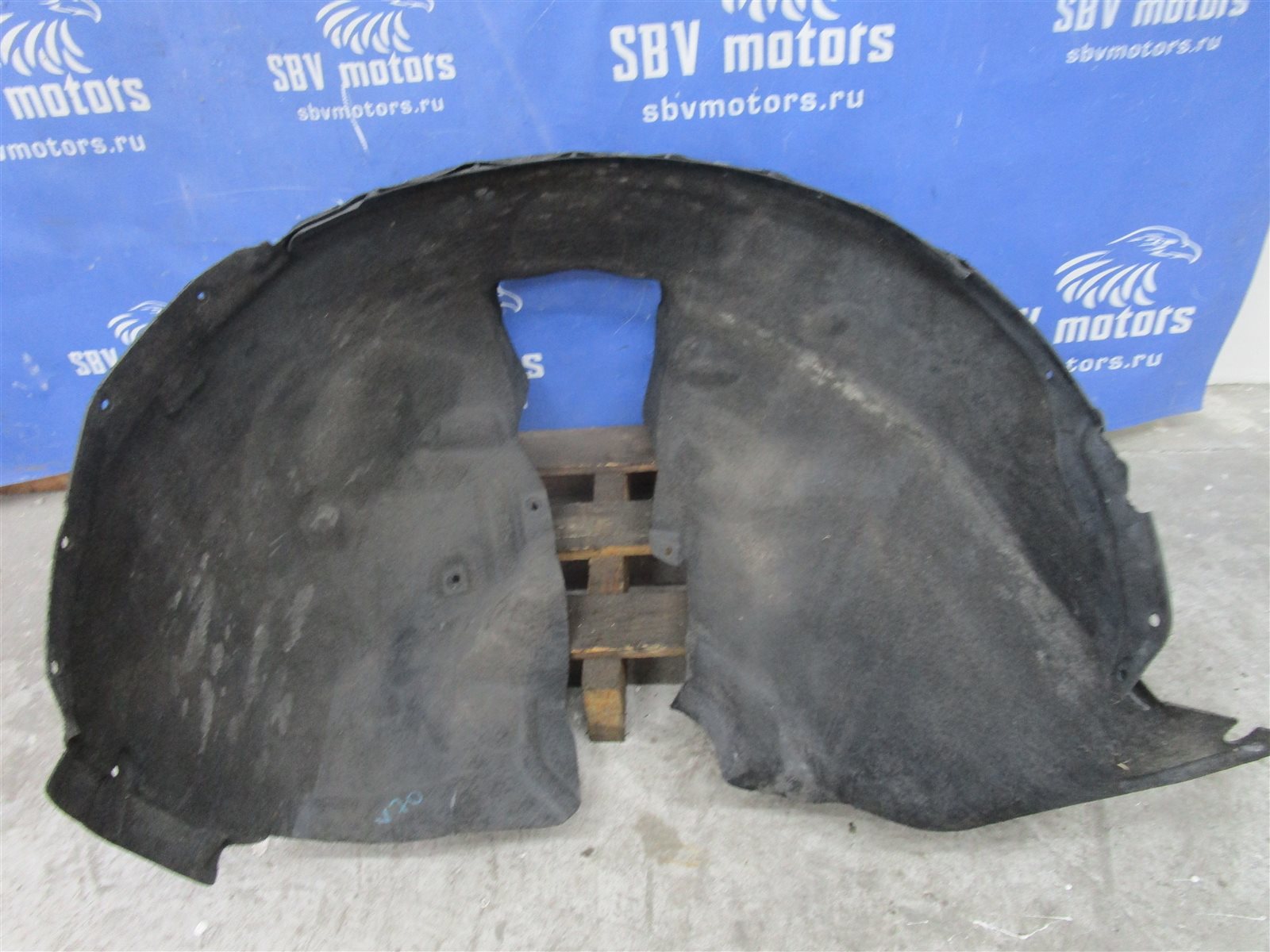 Подкрылок передний Volvo V70 SW59 B5254T6 Подкрылок передний Volvo V70 SW59 B5254T6