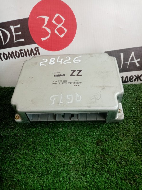 Блок efi Nissan QG15DE Блок efi Nissan QG15DE