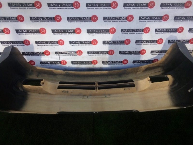 Бампер передний GRANVIA VCH16 5VZ-FE Бампер передний GRANVIA VCH16 5VZ-FE