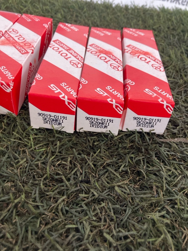 Свеча зажигания LEXUS GX460 URJ150 1UR-FE Свеча зажигания LEXUS GX460 URJ150 1UR-FE