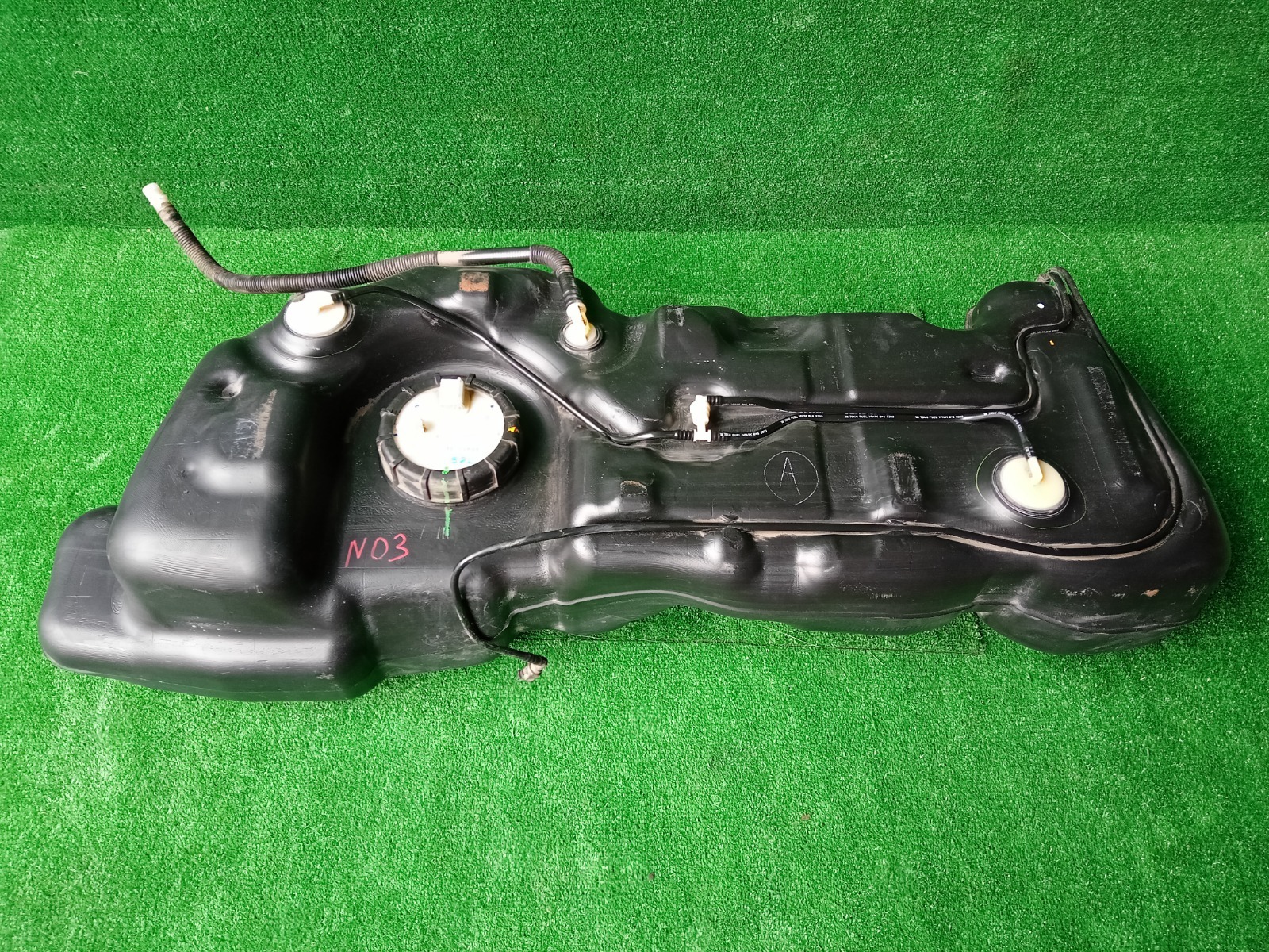 Топливный бак ниссан ноут. Топливный модуль ниссан ноут е11. Ниссан ноут сколько бак. Ниссан ноут сколько бак. Ниссан ноут сколько бак.