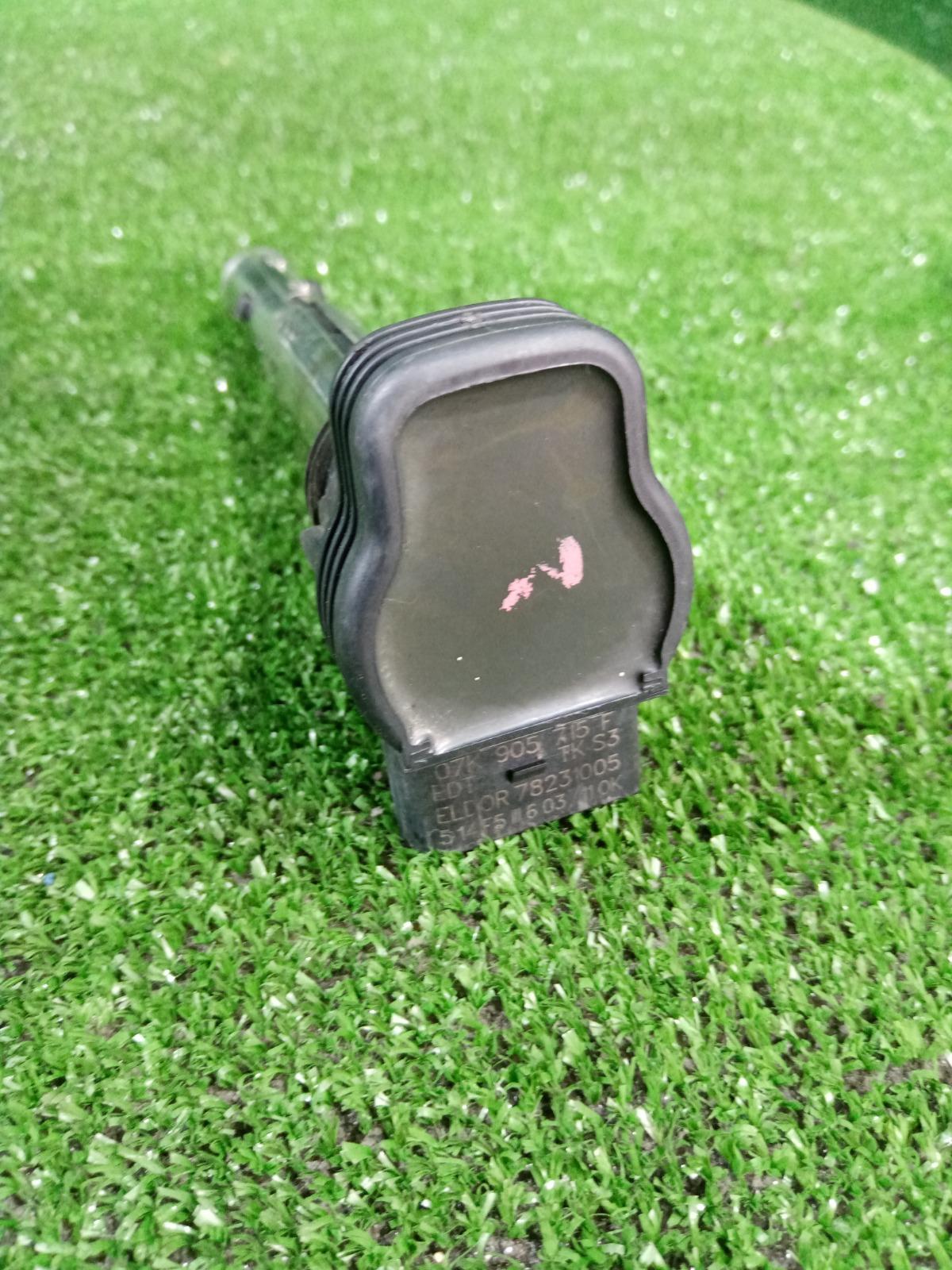 Катушка зажигания Audi A4 B8 CDNC (2.0t)