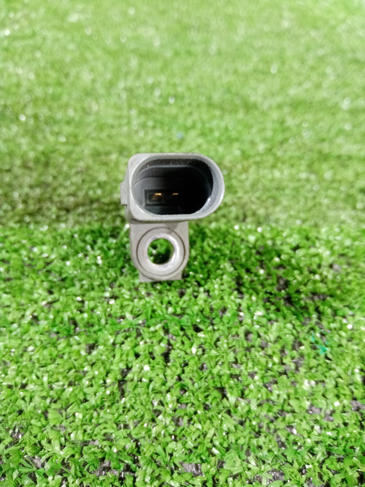 Датчик ABS задний правый Volkswagen Golf 7 CJZA (1.2)