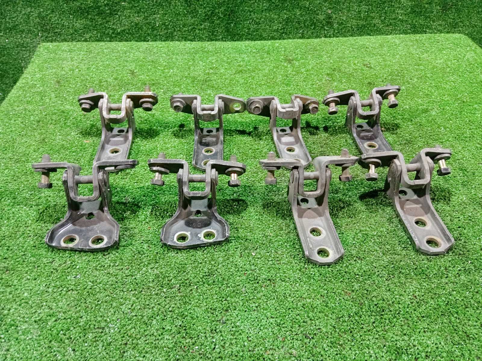 Петля двери (комплект) Lancer Cedia CS5W 4G93