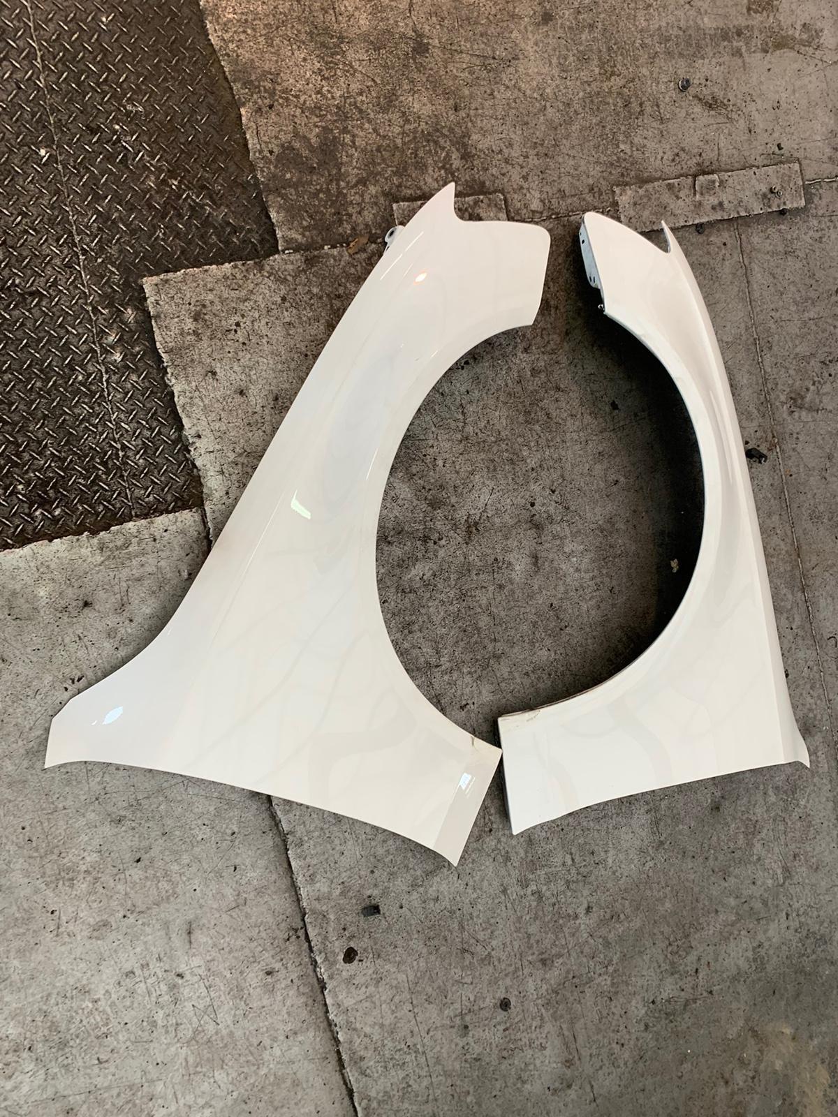 Крыло переднее правое Audi A4 27.07.2010 B8 CDHB ( (1.8t) 8K0821106A контрактная